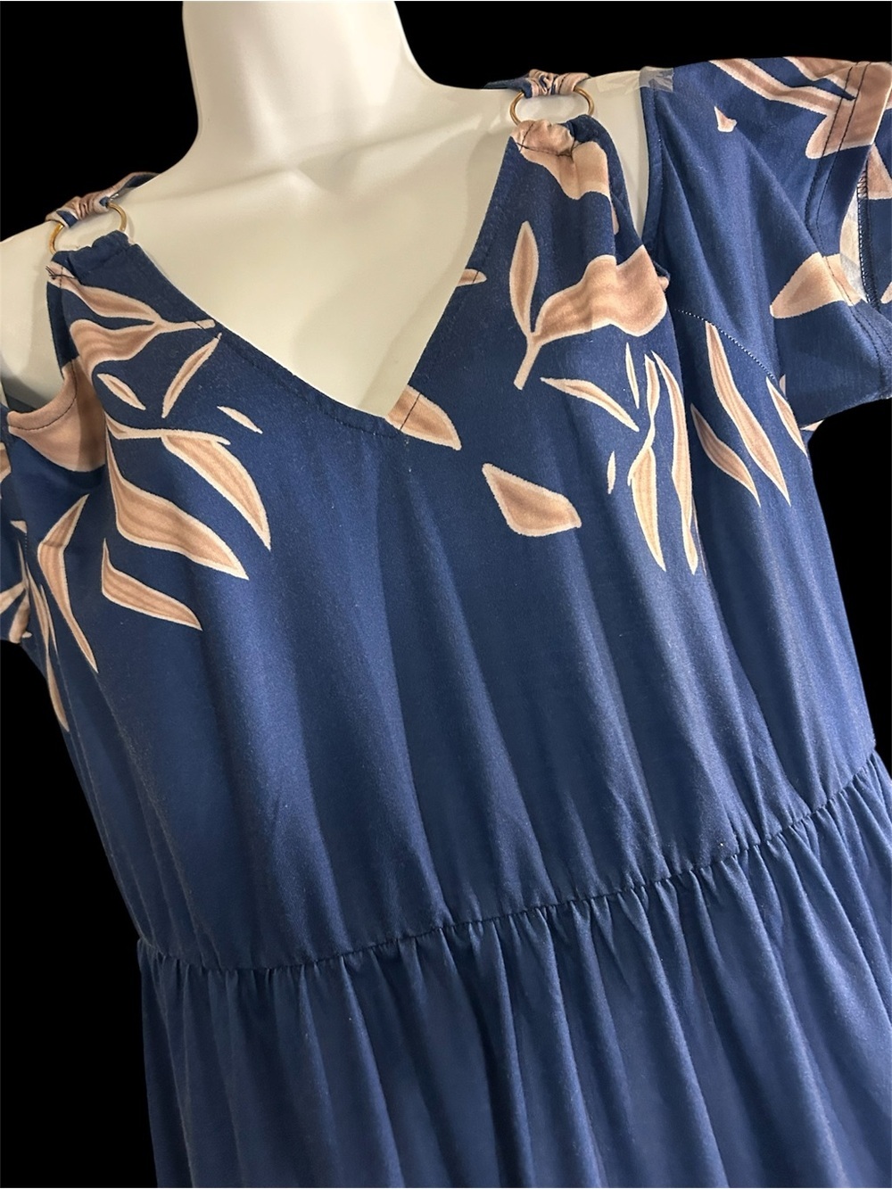 Navy Blue Maxi Dress with Beige Leaf Print - Picture 5 of 5